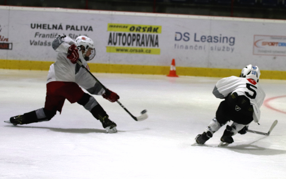 Blocking the shots - Brumov-Bylnice