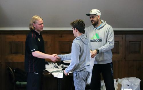 Headcoaches Tomáš Tůma and Lukáš Hökl welcome aspirant Gal Smolej in the team.